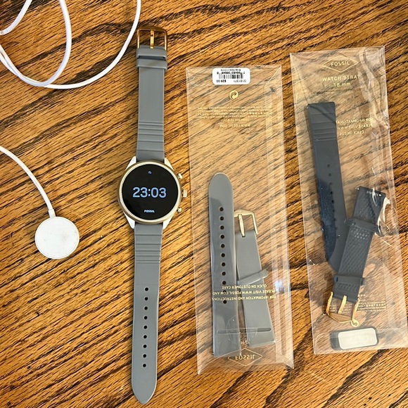 Fossil Sport Smartwatch with Extra Bands